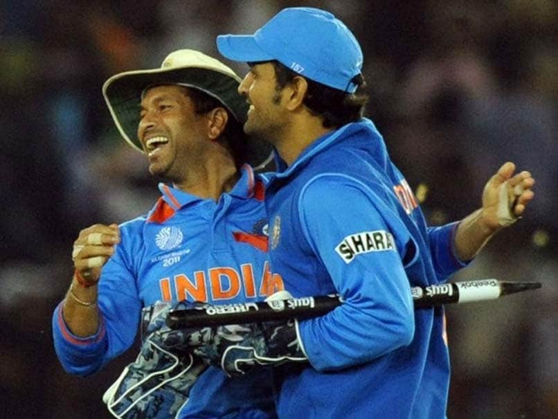 Adam Gilchrist requested Sachin-Dhoni regarding Team India