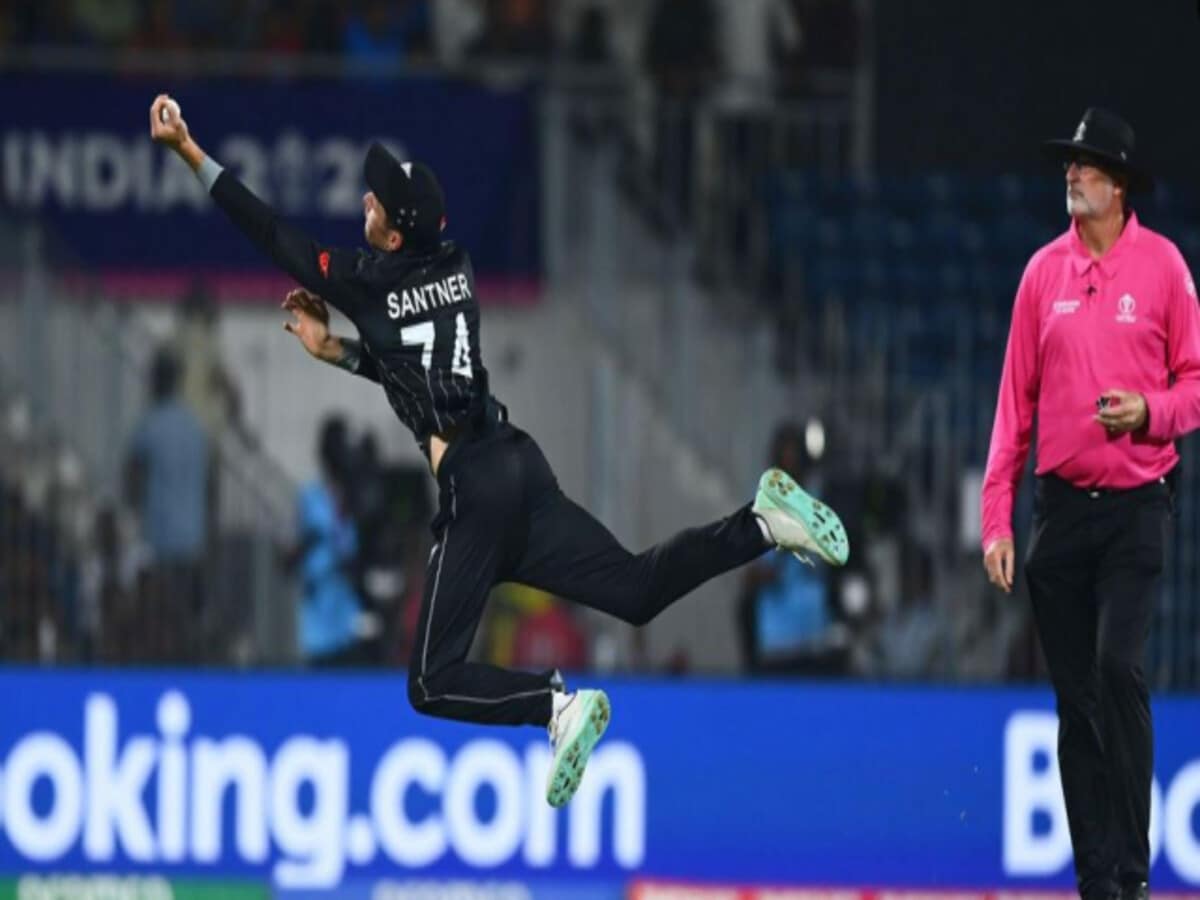 catch-of-the-tournament-mitchell-santner-takes-one-handed-stunner